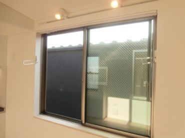 �y���̑��ݔ��z�@