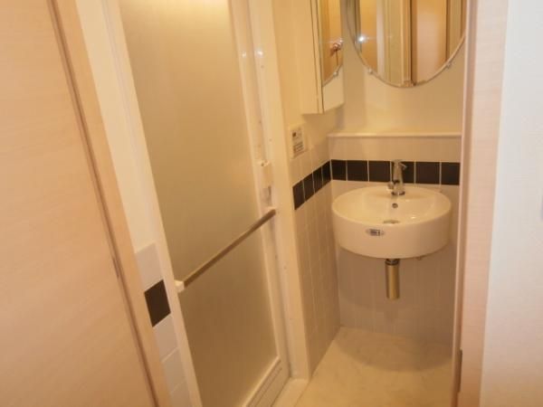 �y���ʏ��z�@